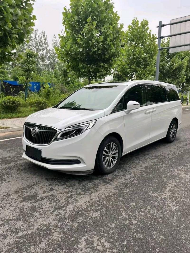 徐州17年别克GL83