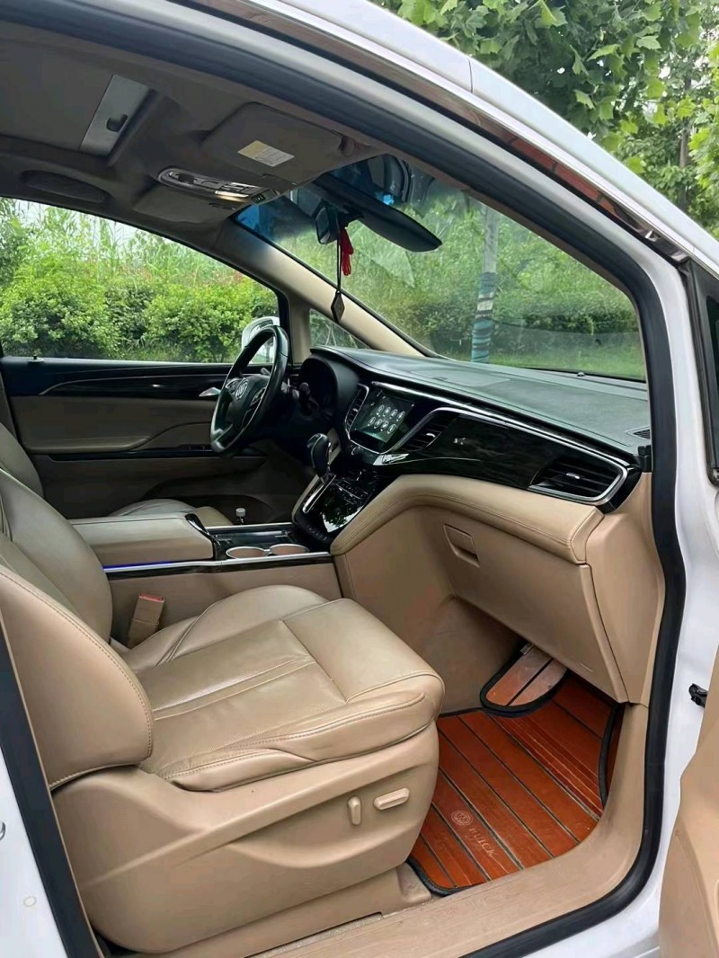 徐州17年别克GL85