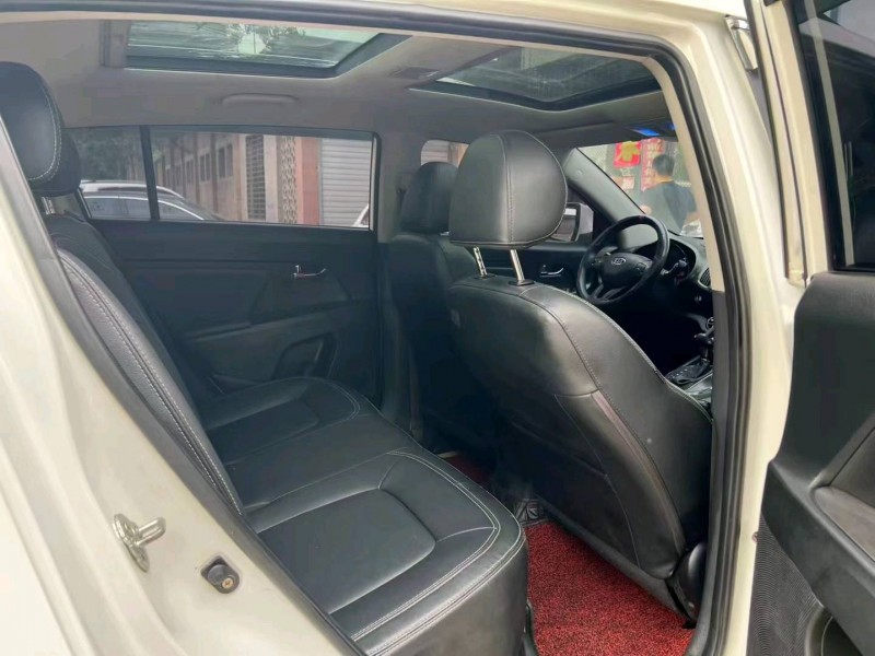 保定14年起亚智跑5