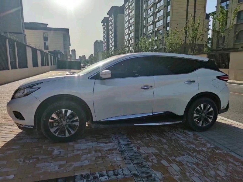 济宁19年日产楼兰6