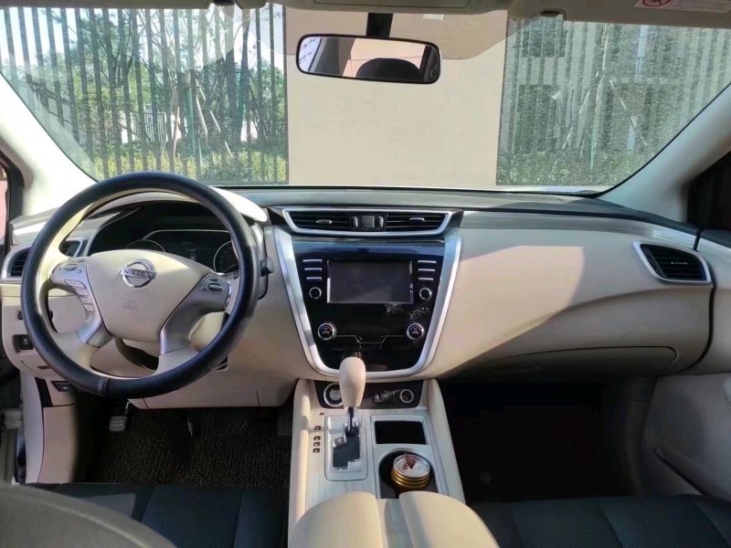 济宁19年日产楼兰9