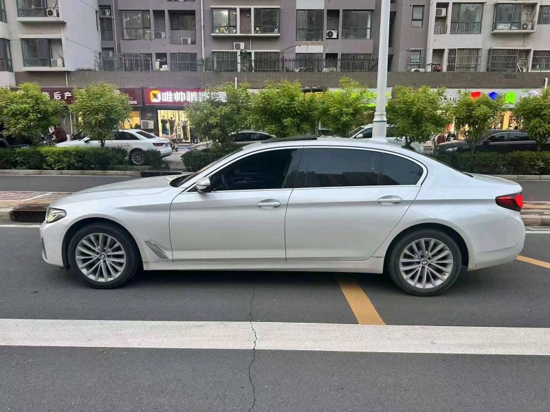 邯郸22年宝马5系3