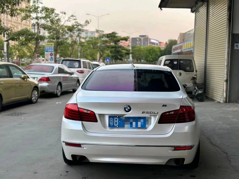 深圳14年宝马5系9