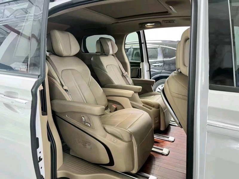 东莞21年别克GL84