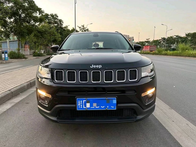 梧州17年Jeep指南者1