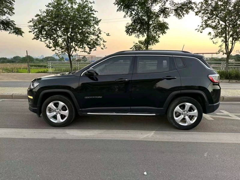 梧州17年Jeep指南者5