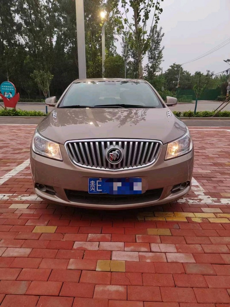 枣庄13年别克君越1