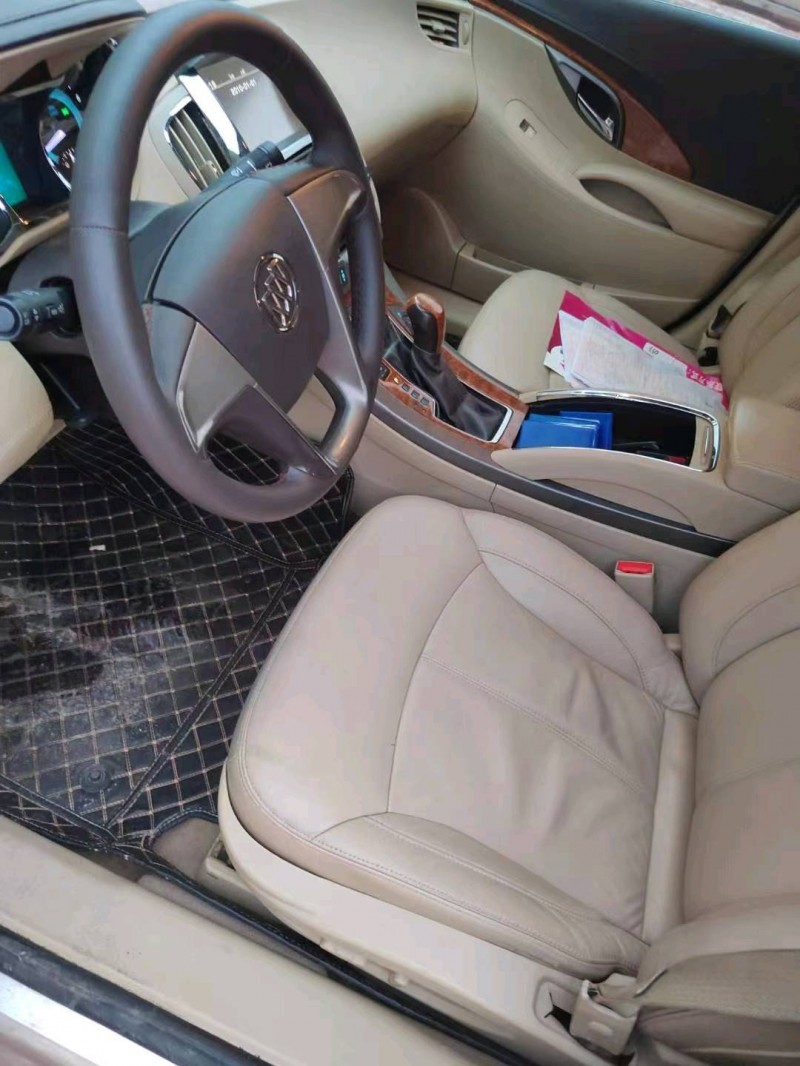 枣庄13年别克君越4