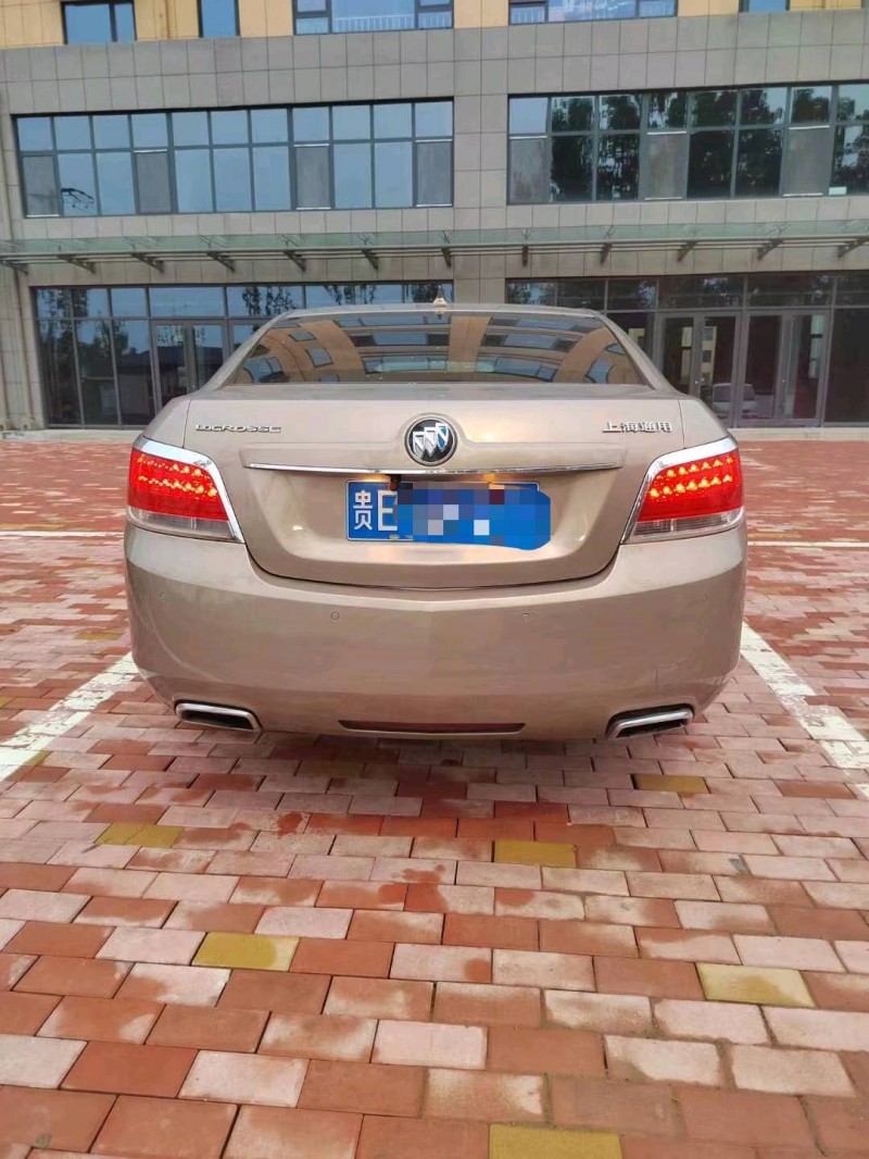 枣庄13年别克君越9