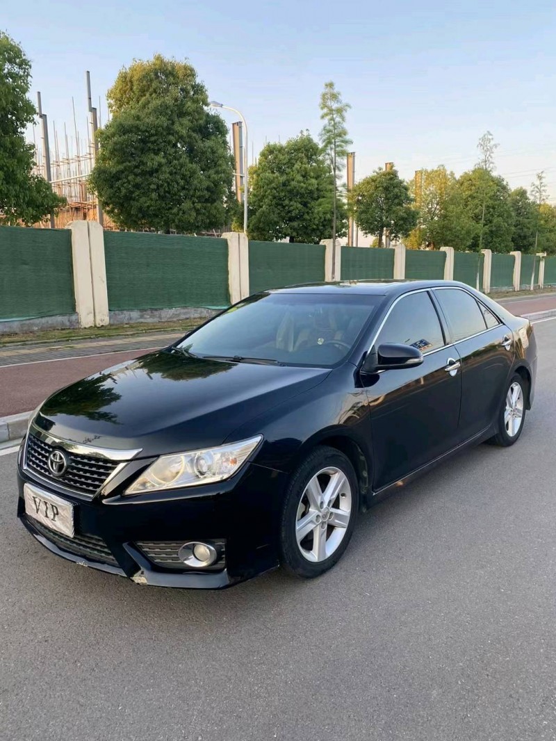 宜昌13年丰田凯美瑞2