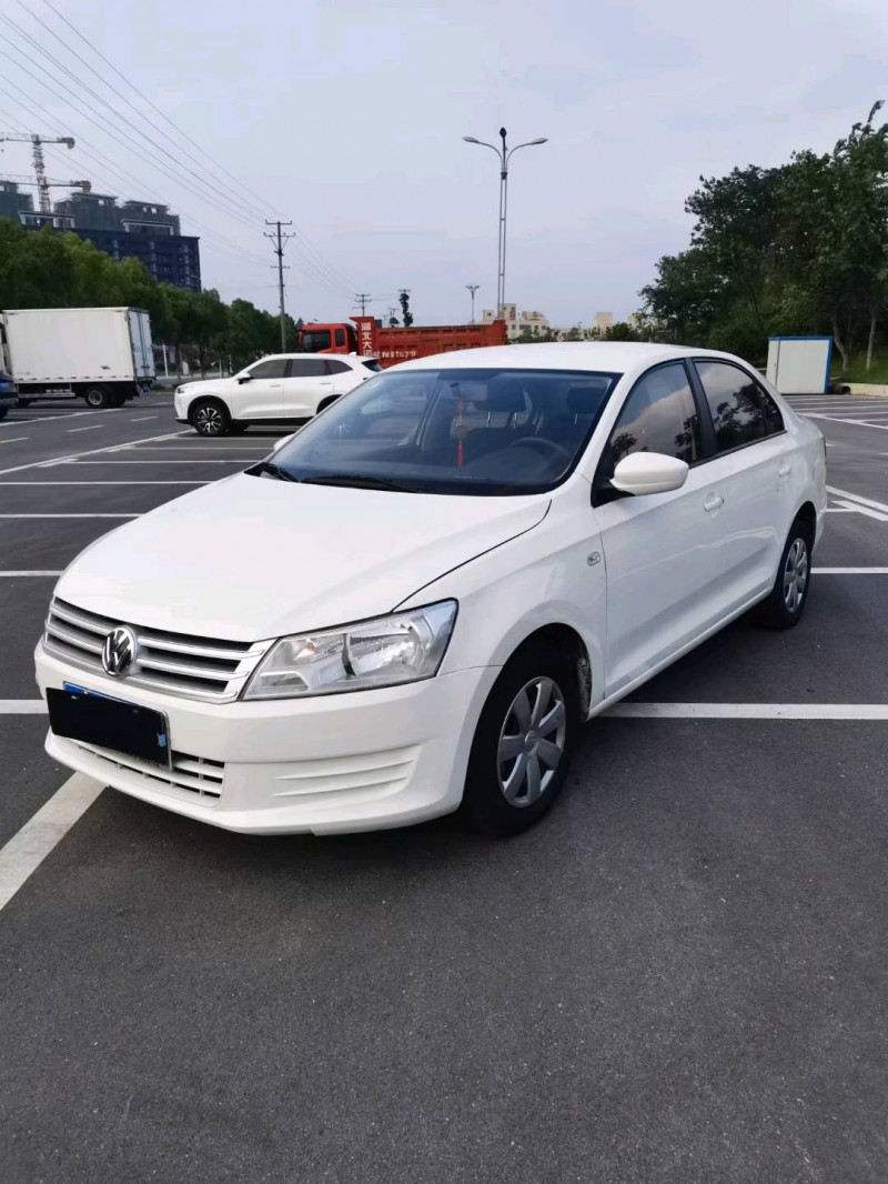 淮南19年大众桑塔纳2