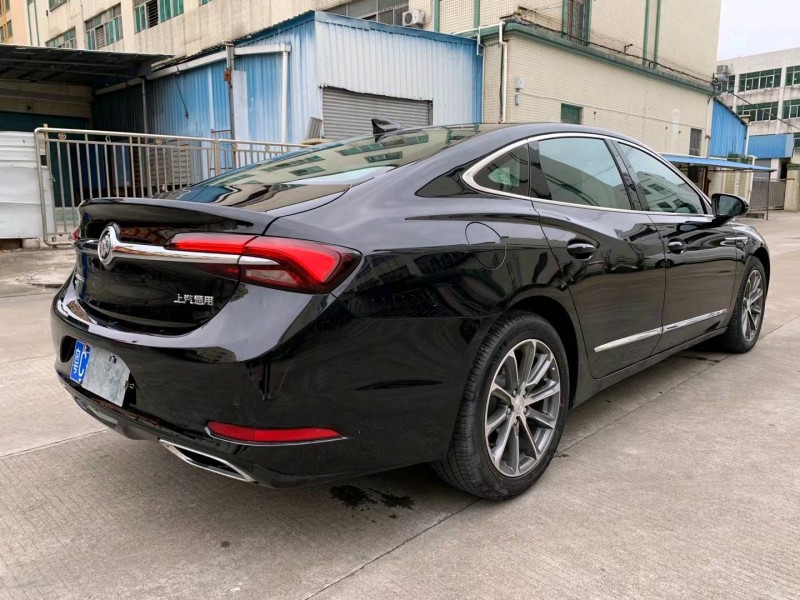 中山22年别克君越4