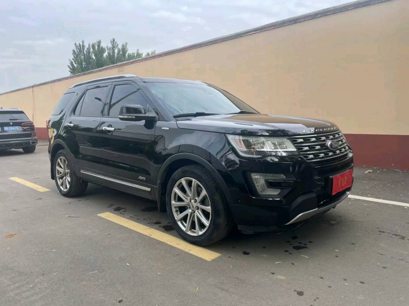 青岛16年福特探险者2