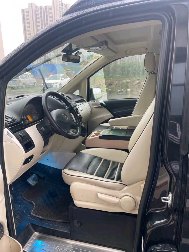 淮南15年奔驰威霆4