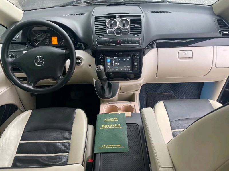 淮南15年奔驰威霆5