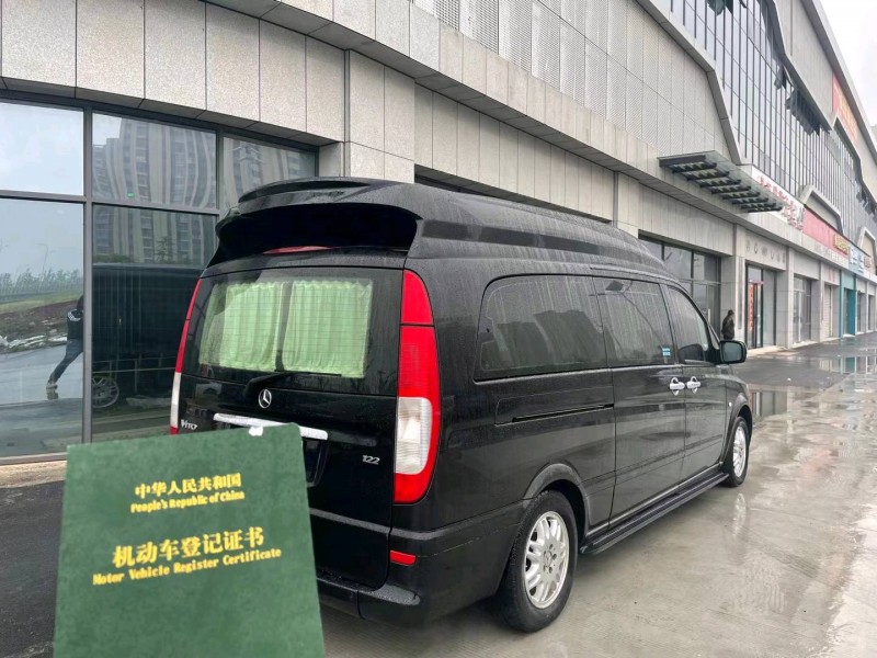 淮南15年奔驰威霆7