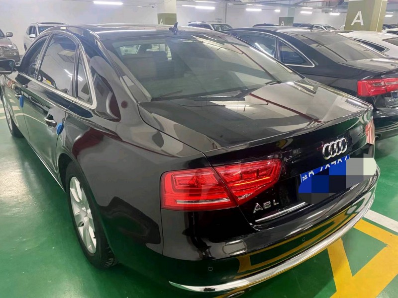 嘉兴14年奥迪A8L5