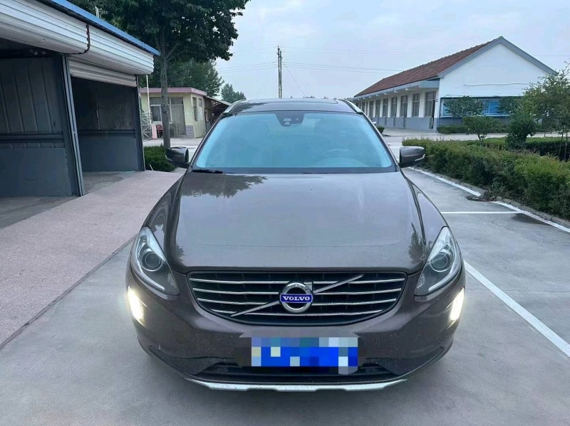東營14年沃爾沃XC601