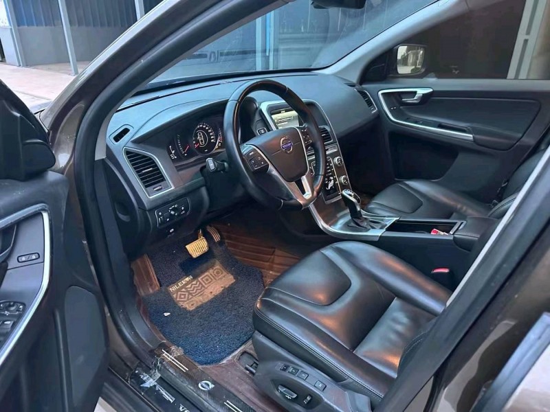 東營14年沃爾沃XC608