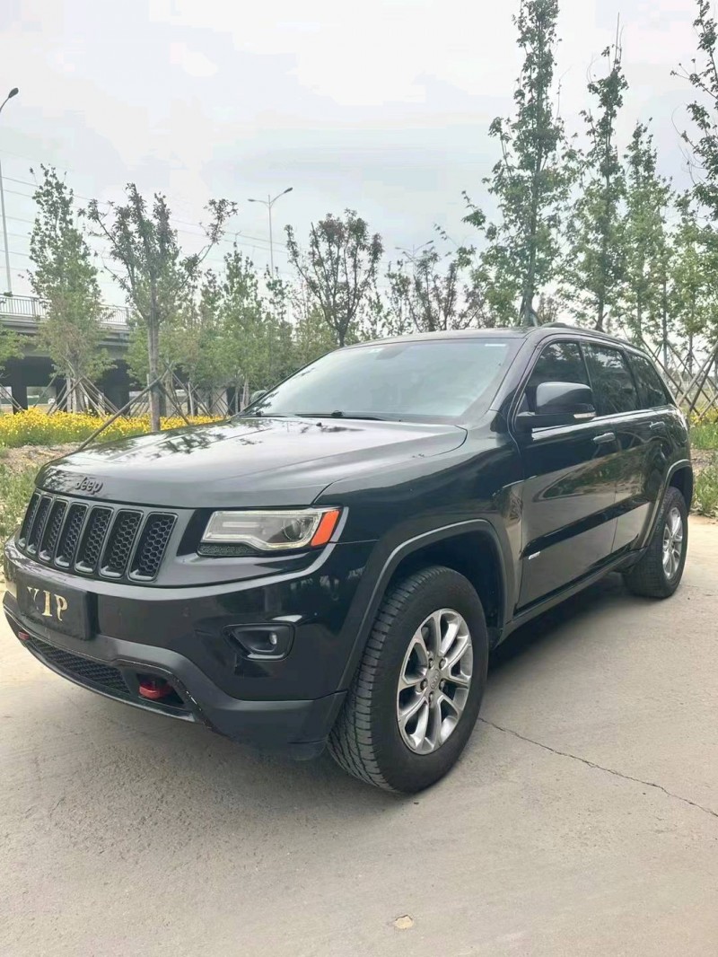 枣庄15年Jeep大切诺基2