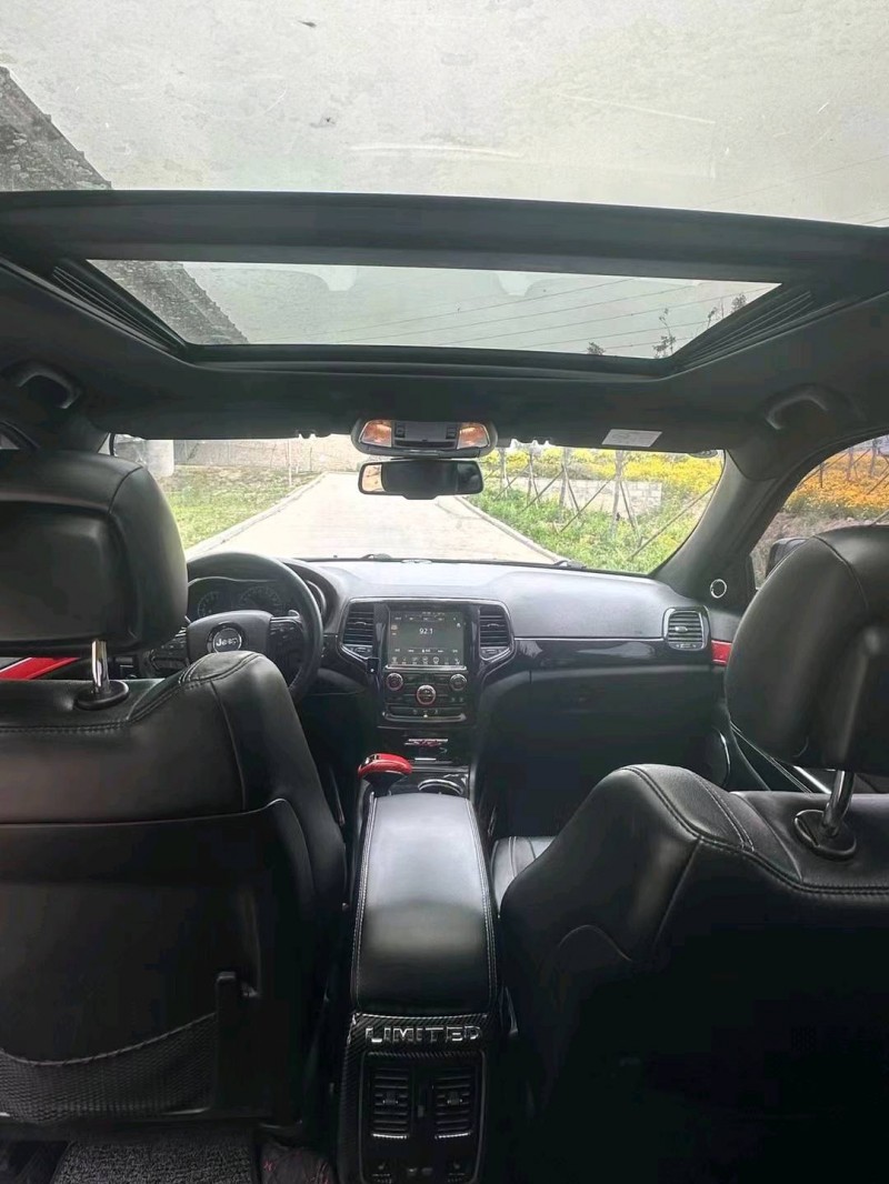 枣庄15年Jeep大切诺基4