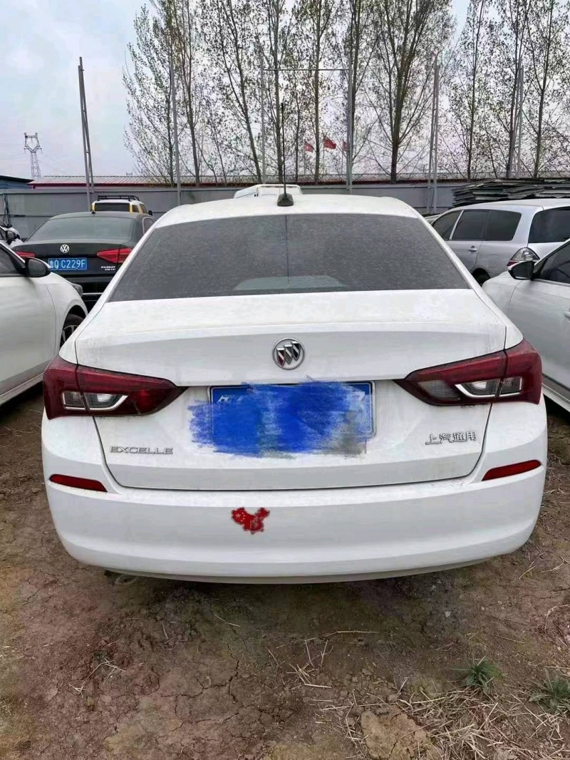 枣庄21年别克凯越3