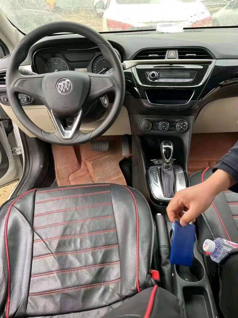 枣庄21年别克凯越5