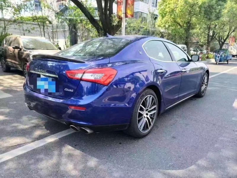 嘉兴16年玛莎拉蒂Ghibli7