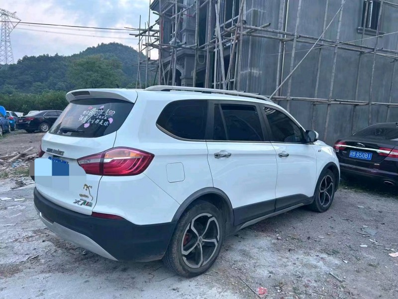 嘉兴18年SWM斯威汽车X73
