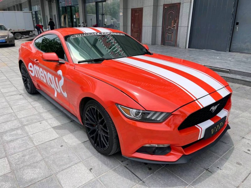 济宁15年福特野马2