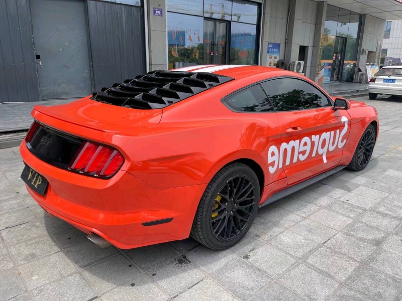 济宁15年福特野马8