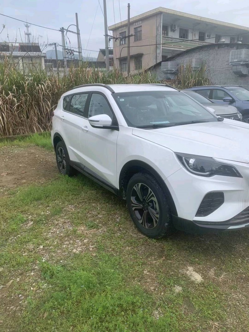 济宁23年东南汽车DX82