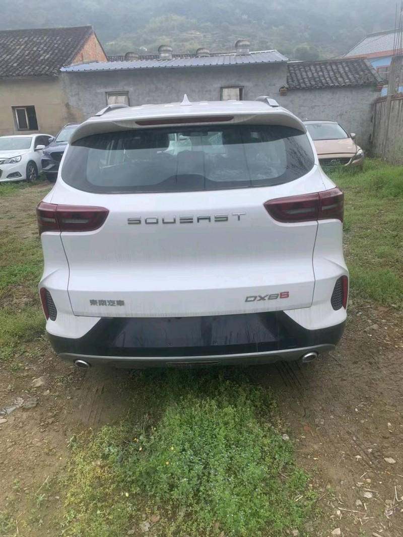 济宁23年东南汽车DX89