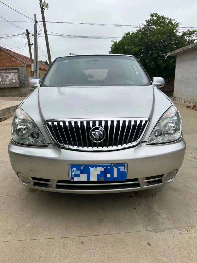 青岛14年别克GL81