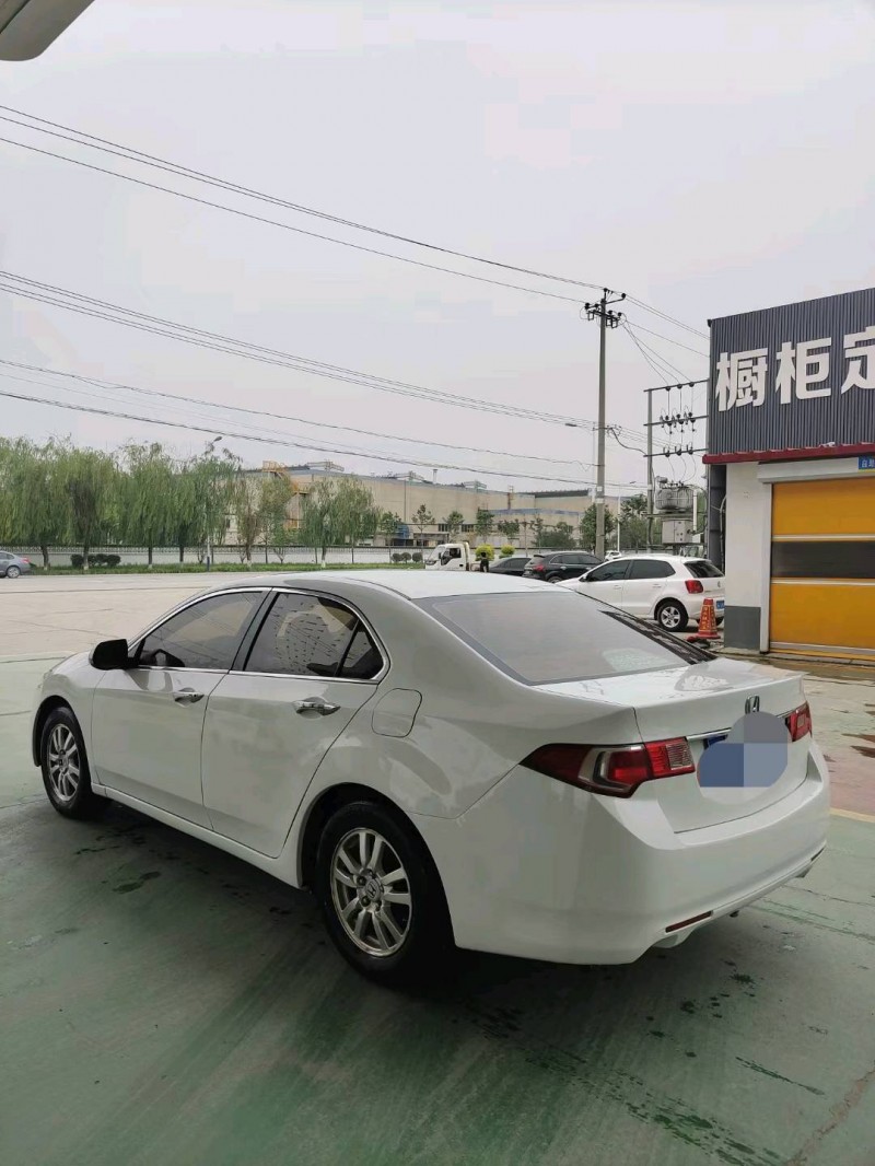 保定13年本田思铂睿7