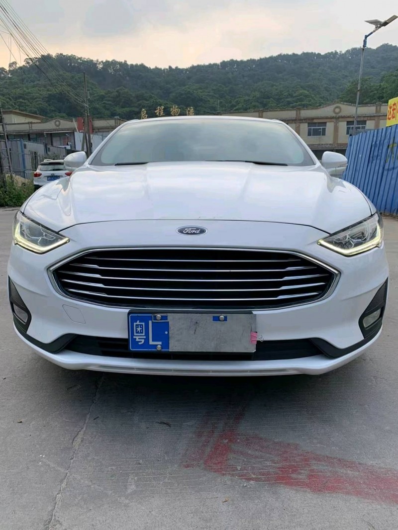 中山21年福特蒙迪欧1