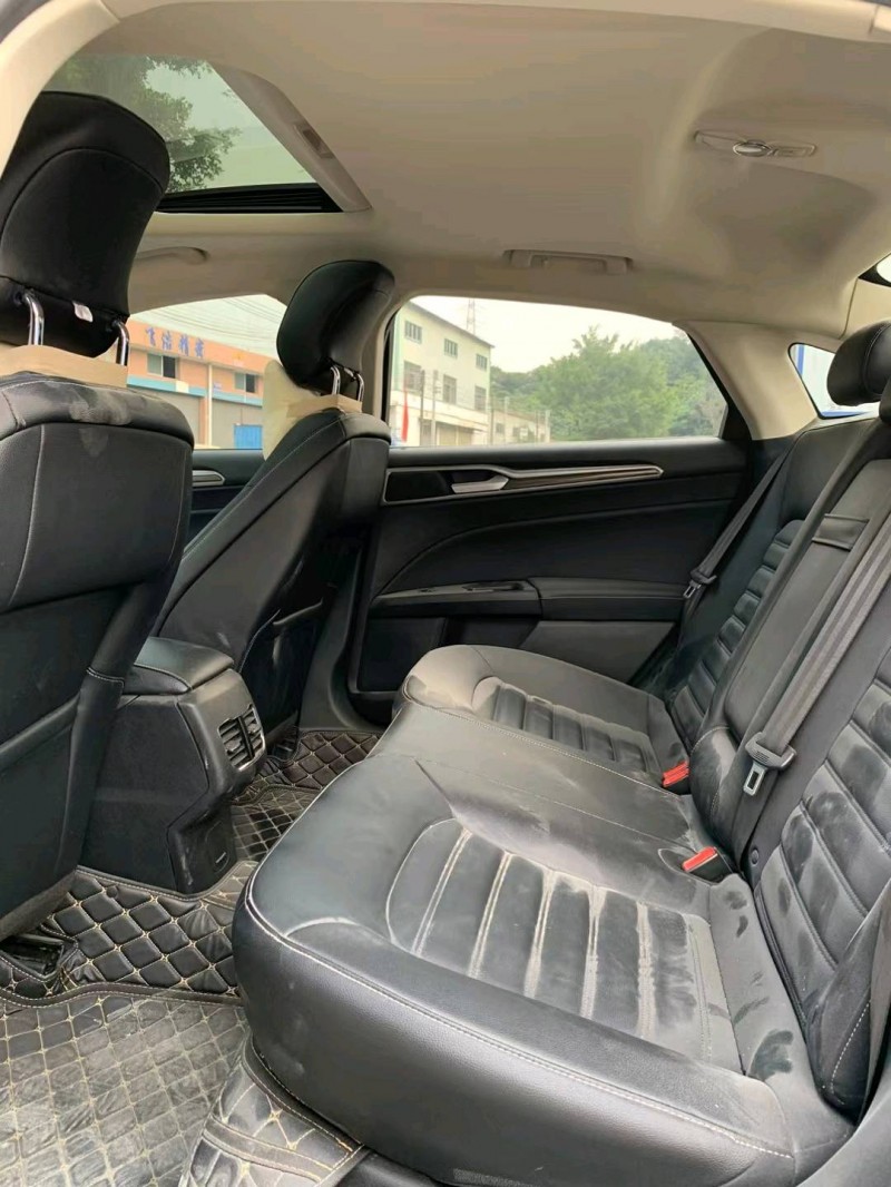 中山21年福特蒙迪欧6