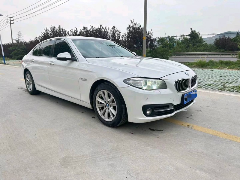 济南17年宝马5系4