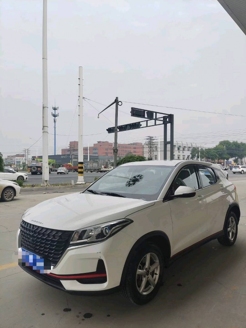 保定22年东风风光2