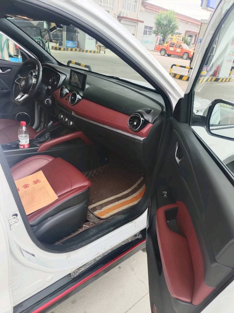 保定22年东风风光4