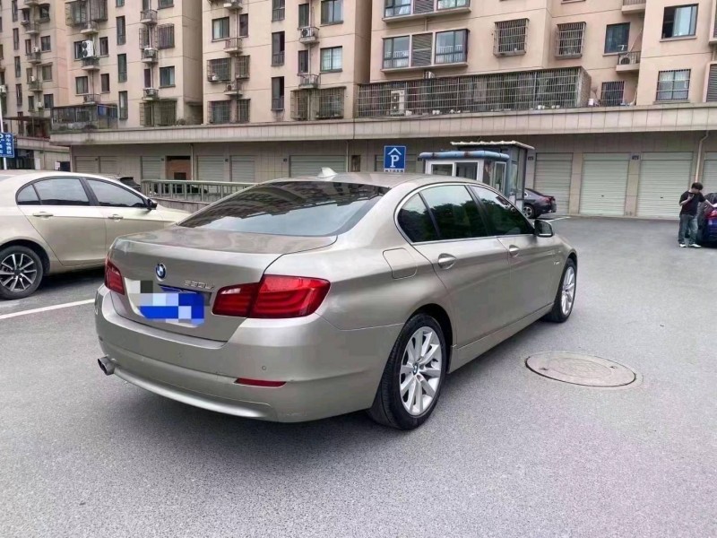 济南12年宝马5系6