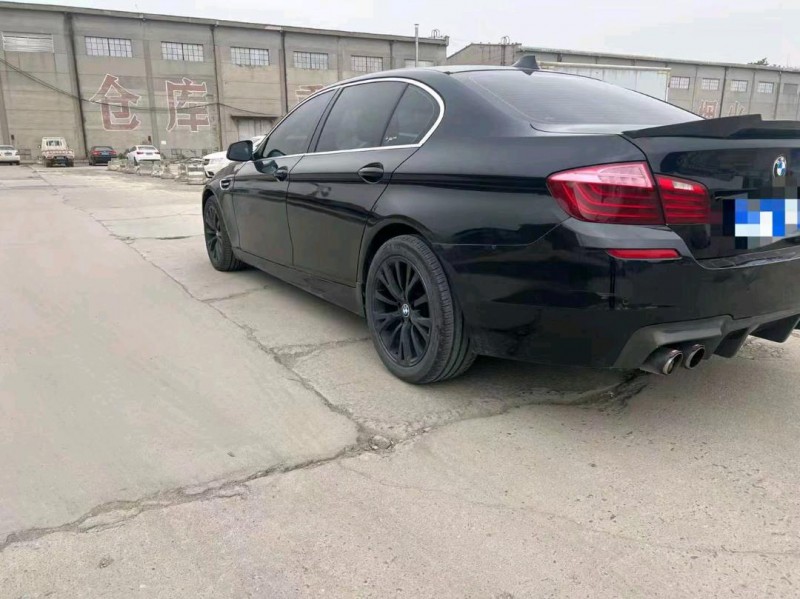 济南12年宝马5系4