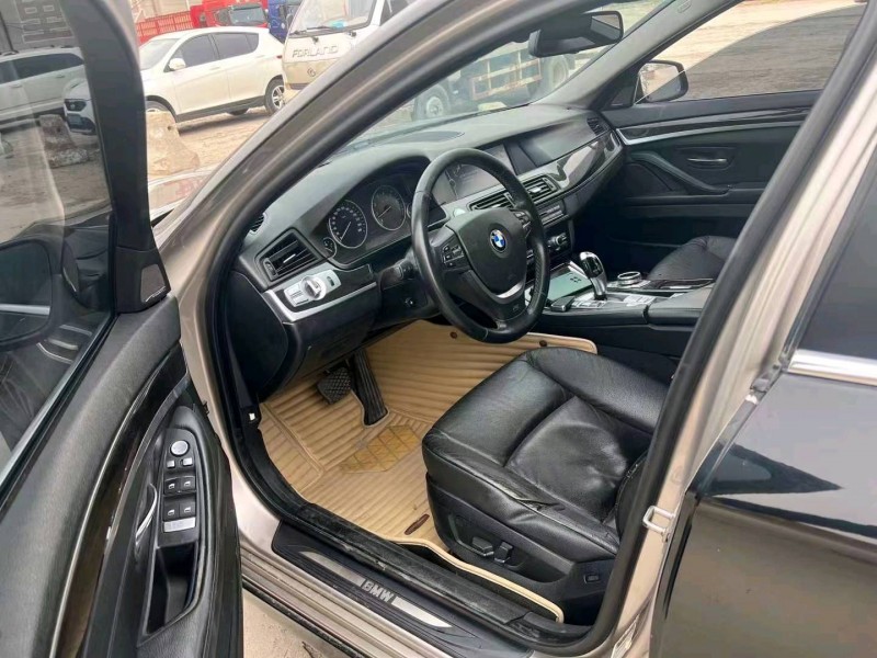 济南12年宝马5系7