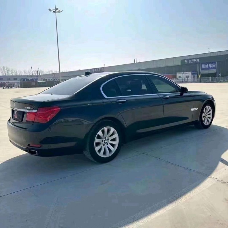 济南11年宝马7系4