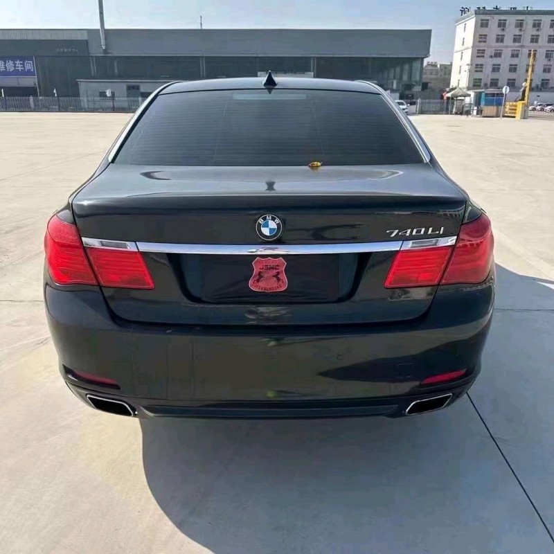 济南11年宝马7系9