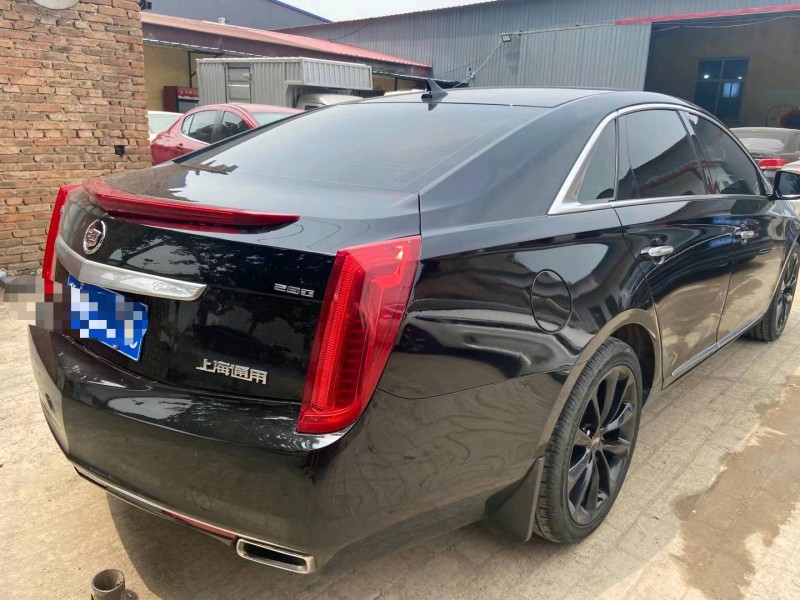 保定13年凯迪拉克XTS7