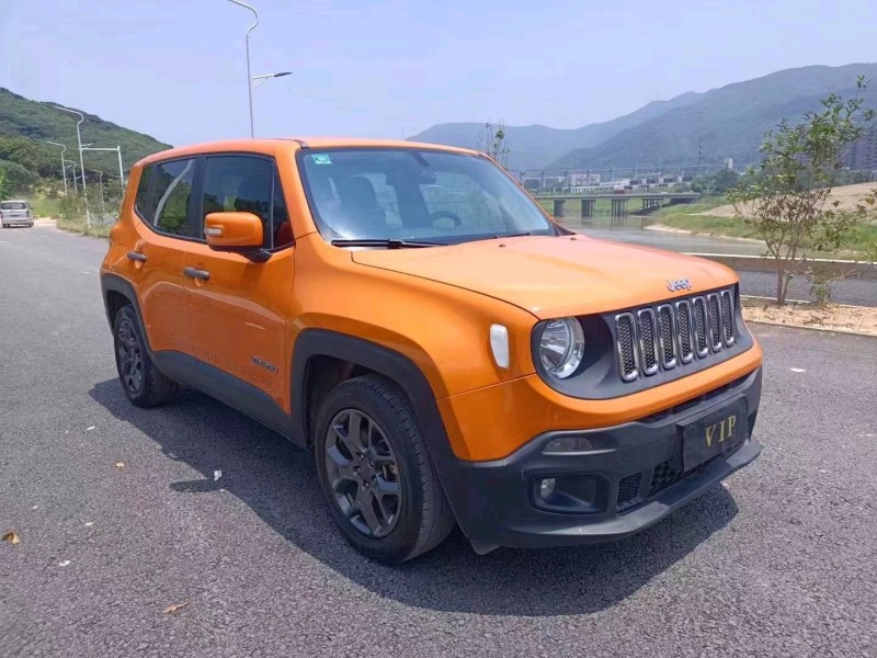 枣庄18年Jeep自由侠3