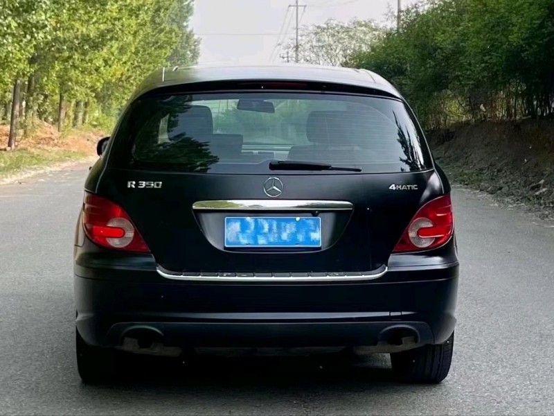 青岛09年奔驰R6