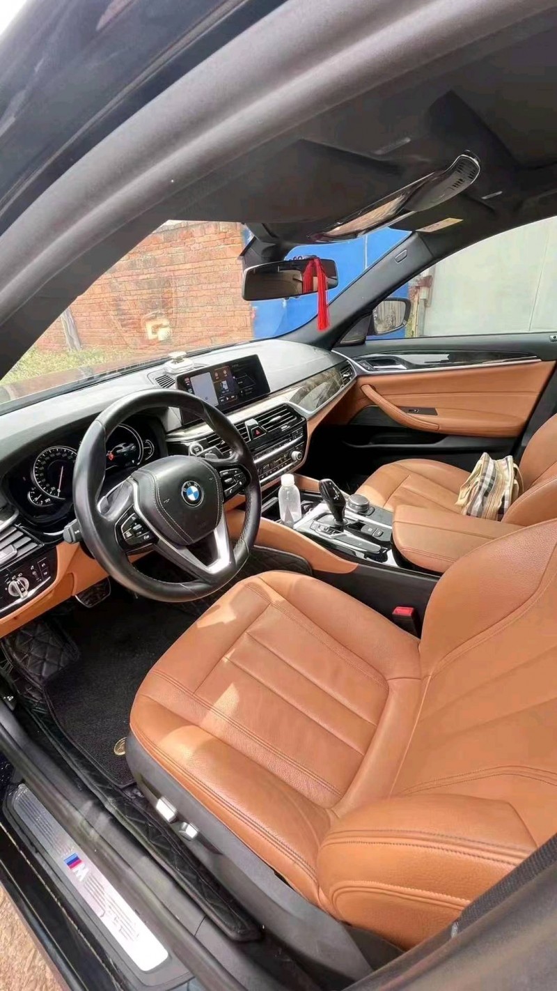 淮南17年宝马5系8