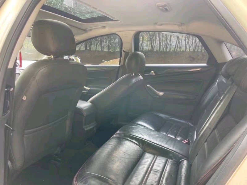 青岛12年福特蒙迪欧-致胜5